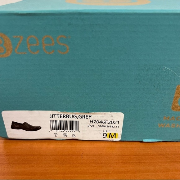 Bzees Jitterbug Women’s Grey Camo Slip On Shoe Size 9 #B1638 - Picture 2 of 9